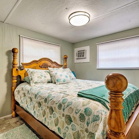 Cabin With Fire Pit, Walk To Steinhatchee River! Luaran gambar