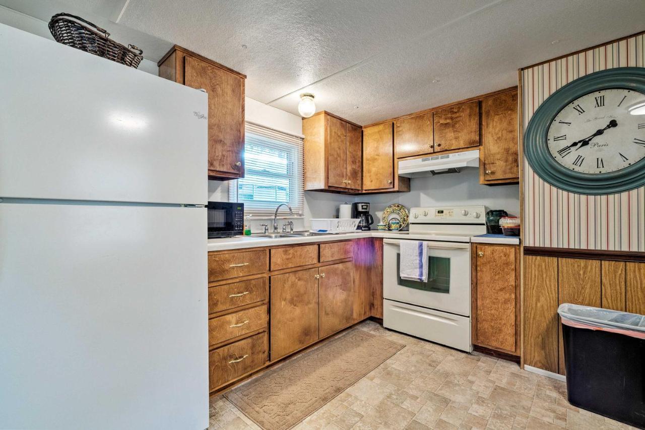 Cabin With Fire Pit, Walk To Steinhatchee River! Luaran gambar